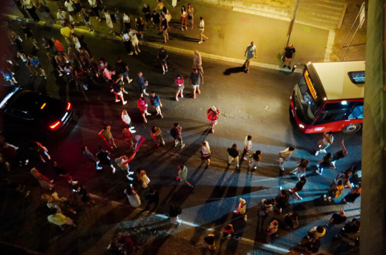 MUP: Blokade na teritoriji Srbije i BG su uklonjene, 79 osoba je privedeno