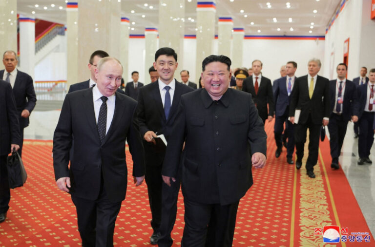 Putin naoružava Kim Džong Una; „Imaju samo jednog pravog neprijatelja“