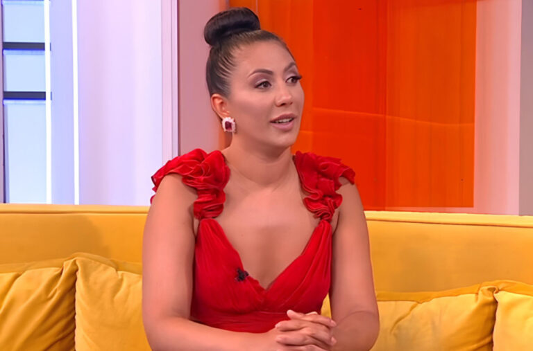 „Više nikoga ne imitiram“: Srpska pjevačica priznala šta je promjenila VIDEO