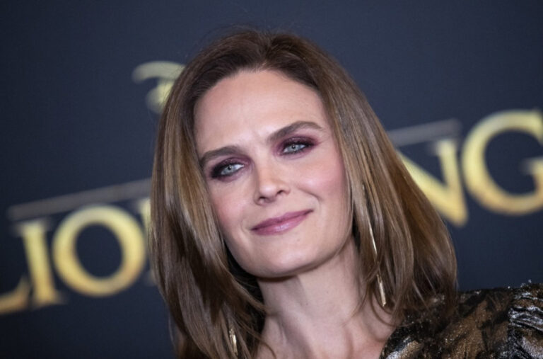 Zvijezda serija „Bones“ željela da digne ruke od svega: „Bila sam preopterećena“