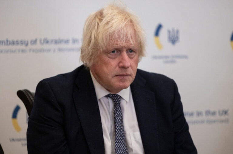 Boris Džonson: Tužan sam