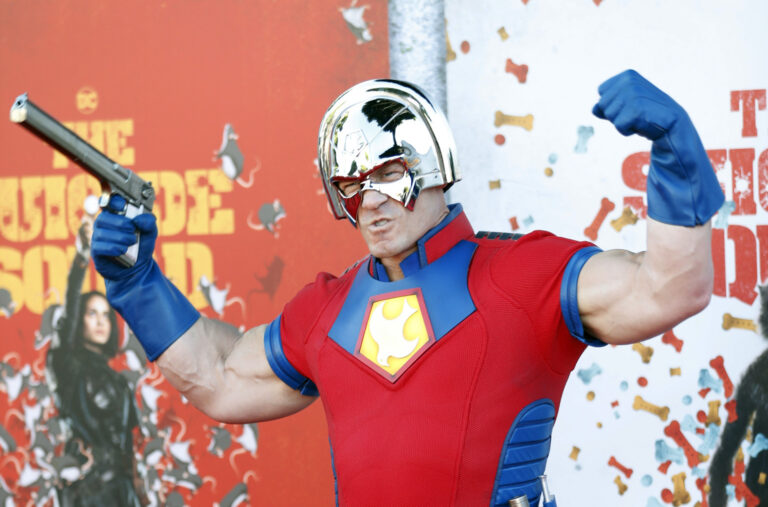 Džon Sina se vraća kao antiheroj: Zvanični trejler druge sezone „Mirotvorca“ VIDEO