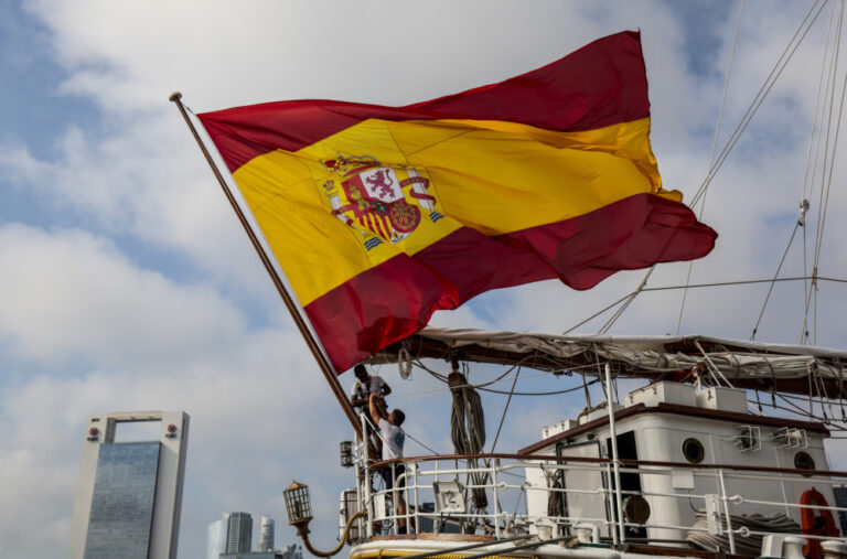 Masovne deportacije na pomolu? Španski VOX cilja 8 miliona stranaca