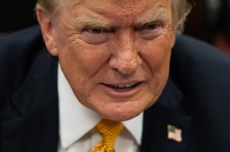 Trampa će ovo naljuti: Udar na njegovu odluku