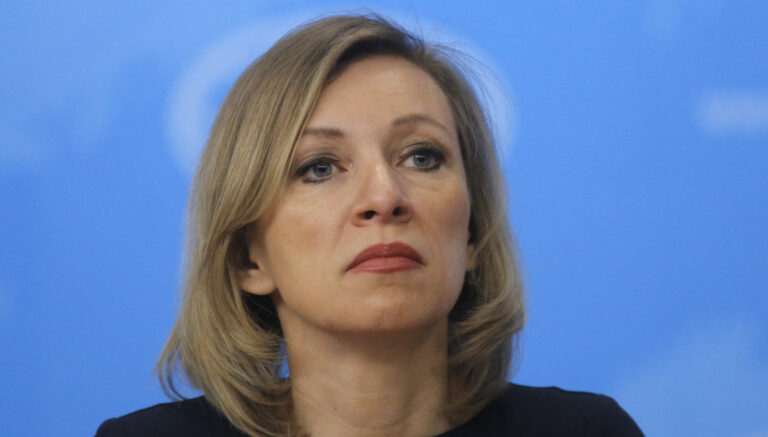Zaharova žestoko o Mercu: Svakodnevno podiže nivo antiruske retorike, bukvalno