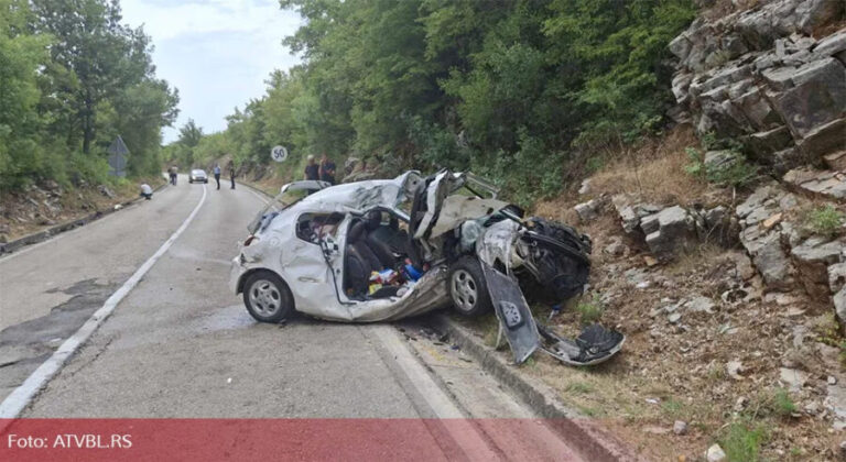 Stravična saobraćajna nesreća kod Bileće: Poginule dvije djevojke iz Srbije (FOTO)