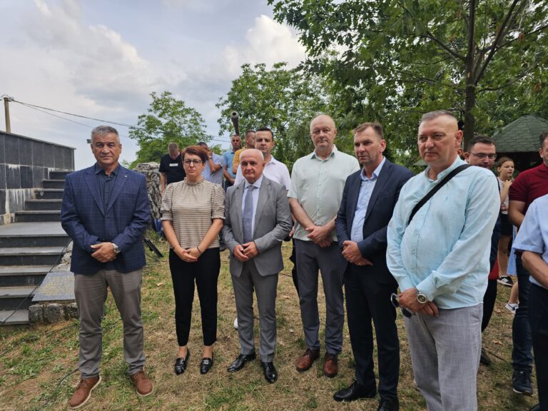 Sjećanje na Dan ustanka protiv fašizma u Donjoj Trnovi: Srpski slobodari slomili fašizam