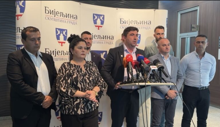 SDS pred prekretnicom: Petrović „ljut“ na partijske drugove, Miličević traži način da „preživi“ Bijeljinu