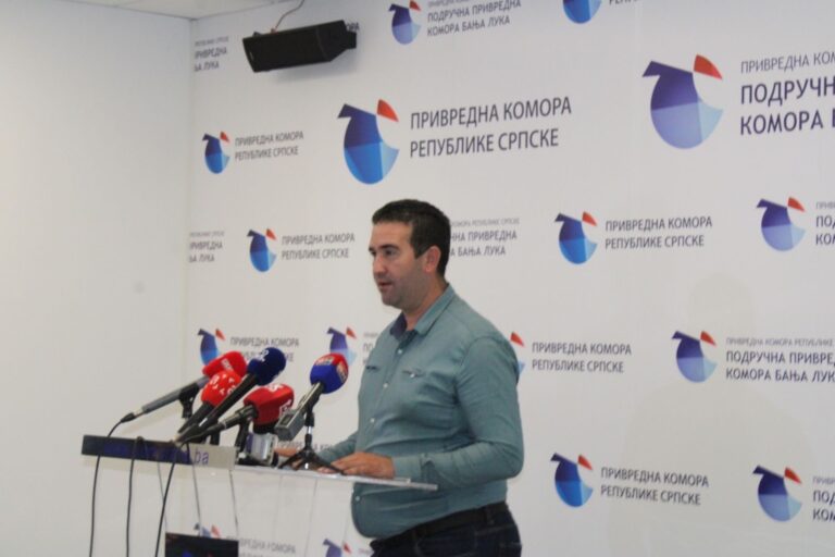 Područna privredna komora Bijeljina inicirala sastanak o aktuelnom stanju u ratarstvu i mllinsko-pekarskoj industriji Republike Srpske.