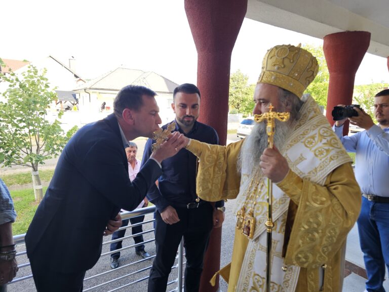 Mitropolit Fotije na slavi ugljevičkog hrama: Pozvao vjernike da čuvaju pravoslavlje