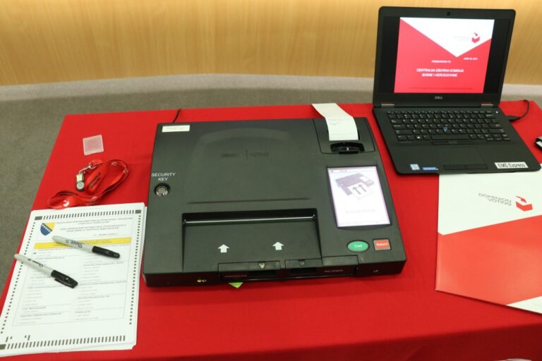 CIK: Na sljedećim izborima u BiH primjenjivaće se optičko skeniranje glasačkih listića i biometrijska identifikacija birača