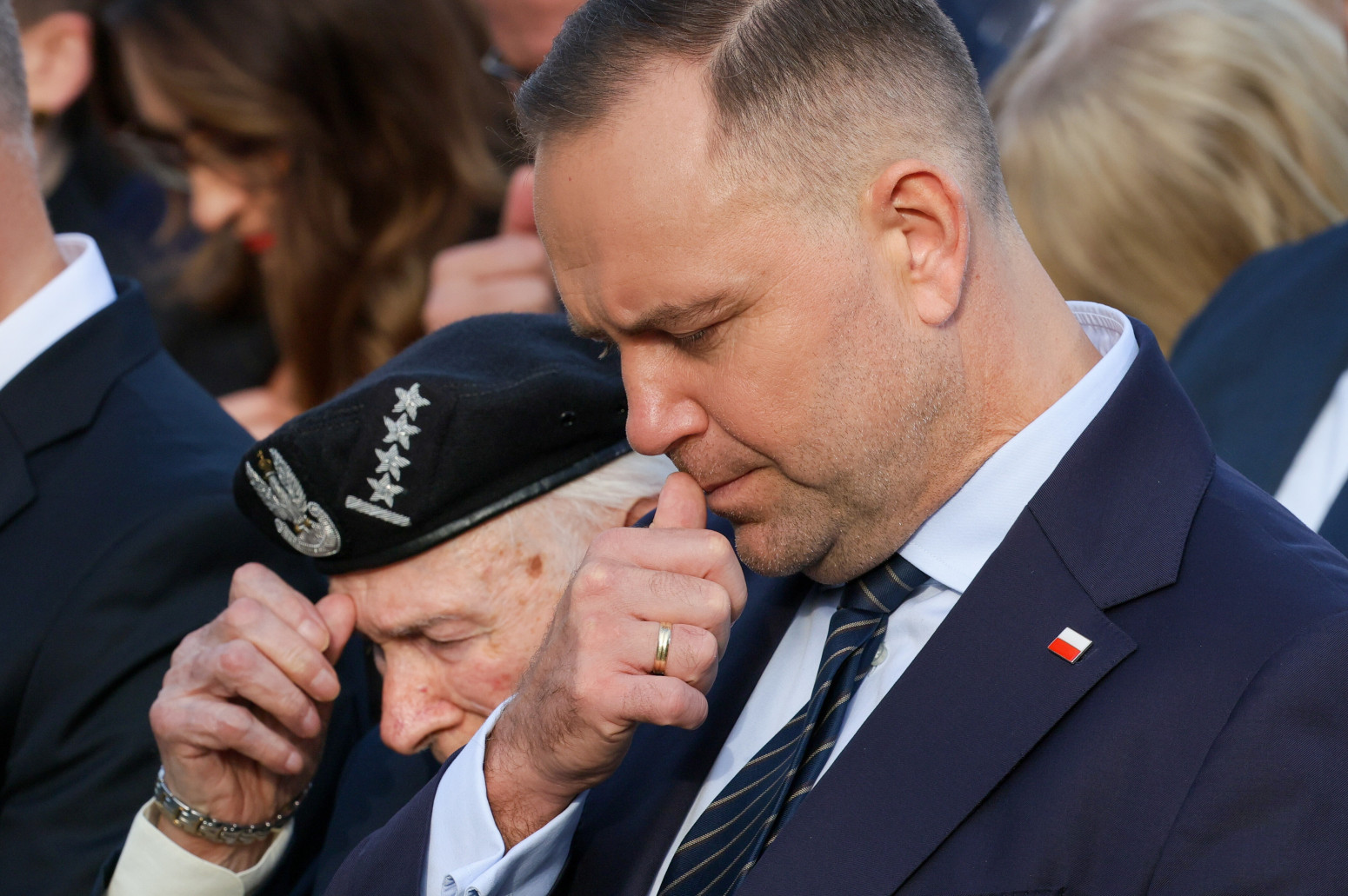 Od huliganizma i bizarnog alter ega do podvođenja: Ovo su brojni skandali novog predsednika Poljske