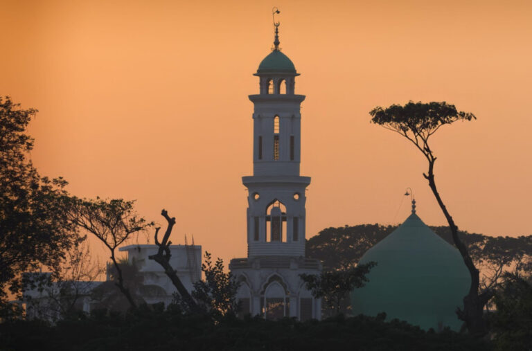 Odmazda: Napadnuta džamija, uslijedio masakr – najmanje 13 mrtvih FOTO