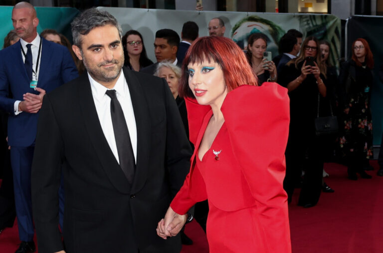 Lejdi Gaga plakala na sceni: Vjerenik je ostavio bez riječi VIDEO