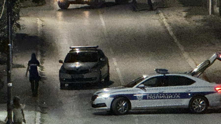 Sudarili se kamion i policijsko vozilo u Arilju FOTO