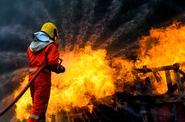 Muškarac u Španiji zapalio bar nakon što mu je rečeno da nema majoneza i kečapa