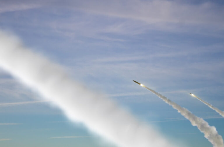 Traže reviziju EU propisa: Treba nam upozorenje na rakete