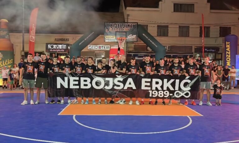 Počast Nebojši Erkiću tokom 3×3 turnira u Bijeljini