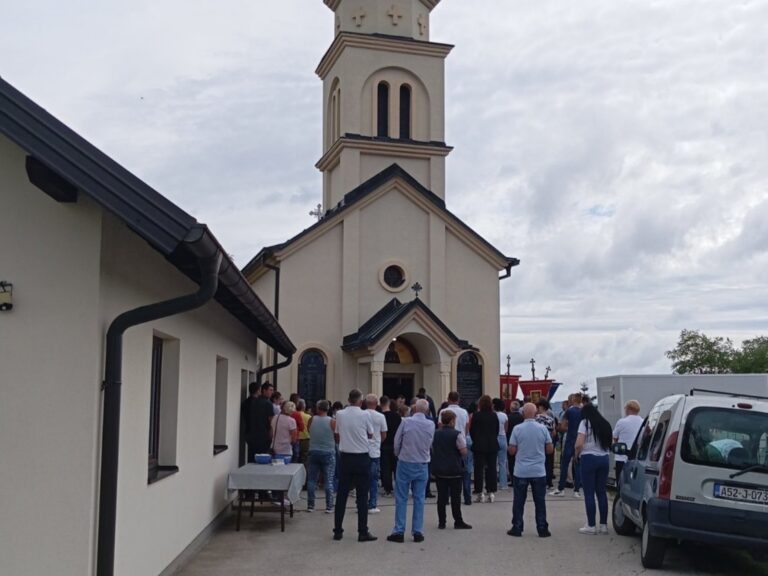 Blaga Marija preslava hrama u Mirosavcima