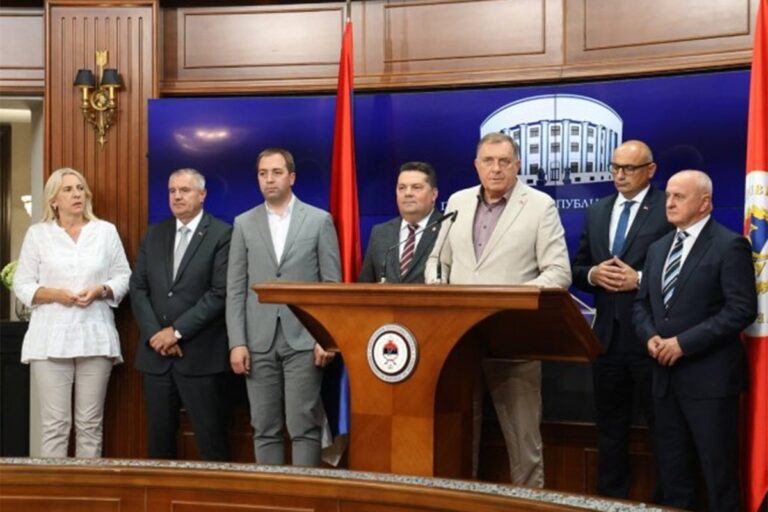 Dodik: Narod će na referendumu odlučiti o poziciji predsjednika
