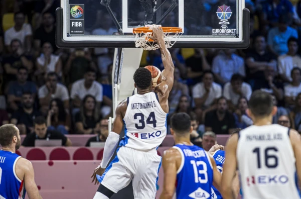 Grčka je Janis: Italija nije imala odgovor na Adetokumba