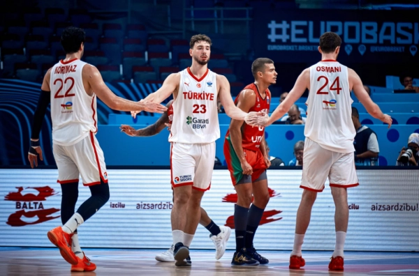 Turska igra ozbiljnu košarku: Demoliran Portugal!