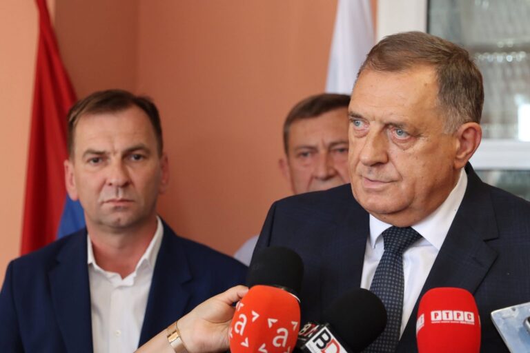 Dodik: „Ovdje je obračun muslimana sa hrišćanima, Bošnjaci žele da ukinu Republiku Srpsku“