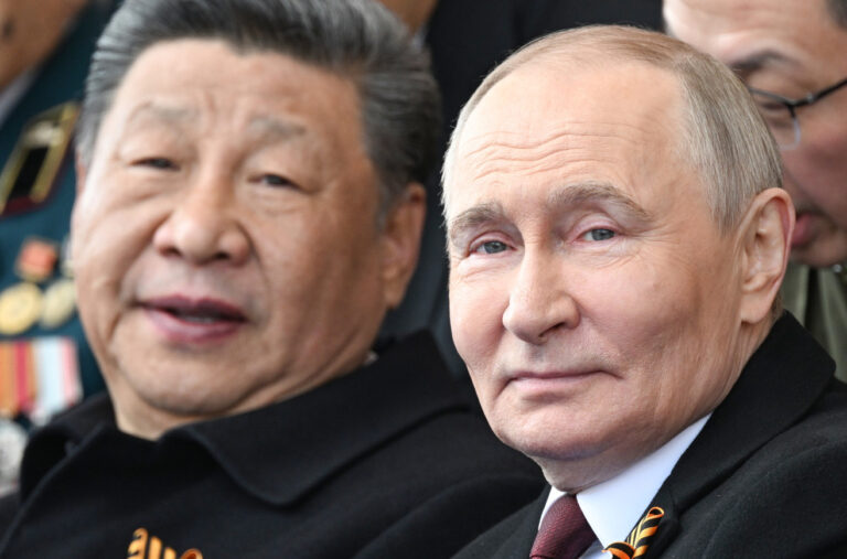 Hitno uklonjen snimak Putina i SIja VIDEO