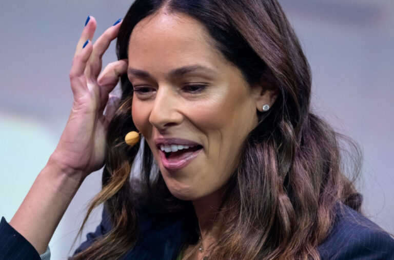 Ana Ivanović nakon razvoda bogatija za 10 miliona evra FOTO