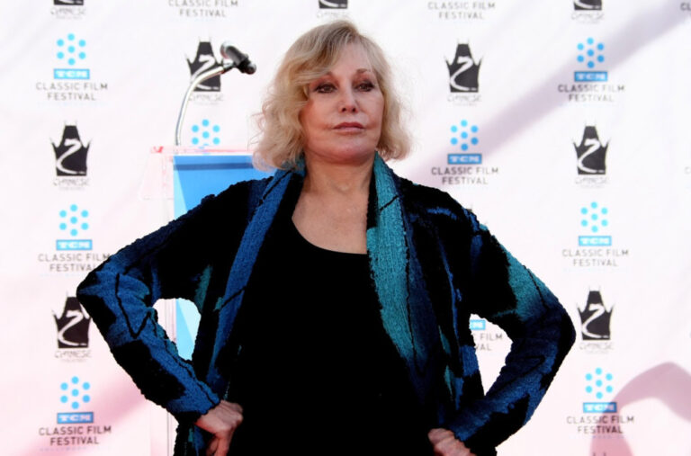 „Ako me Sidni Svini igra u filmu, to će biti skandal“: Holivudska diva zabrinuta FOTO