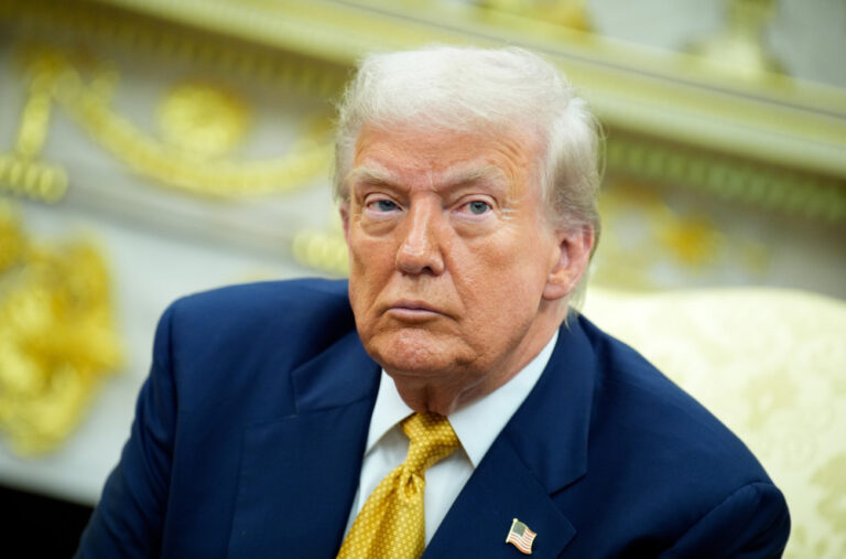 Tramp se pohvalio unuci: „Zaustavio sam sedam ratova, a ovo je moj najveći san…“ VIDEO