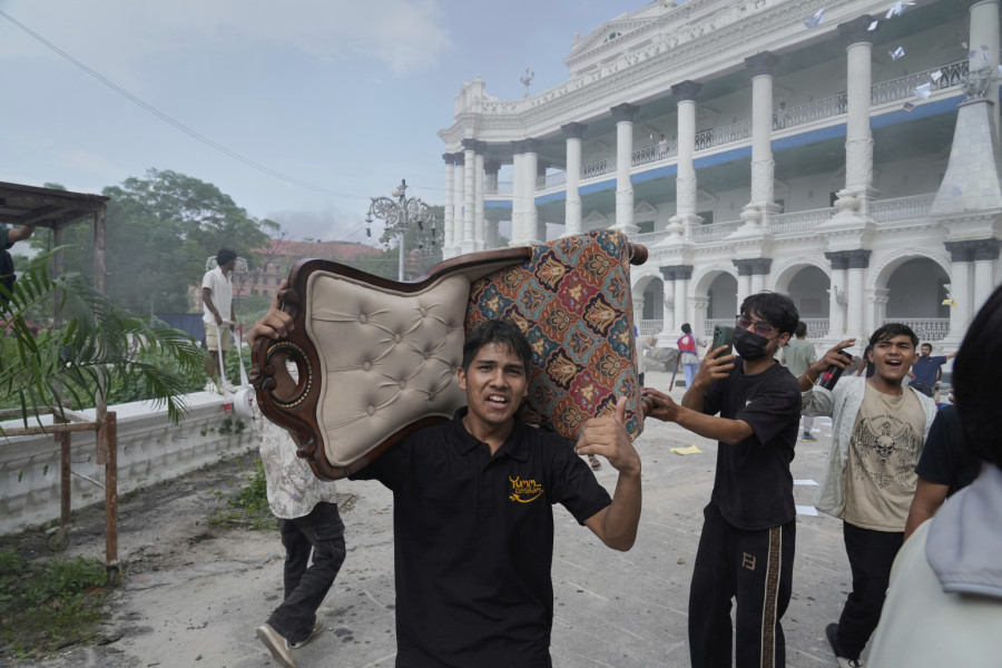 Haos u Nepalu, stručnjaci objasnili: Obojene revolucije postaju internet revolucije