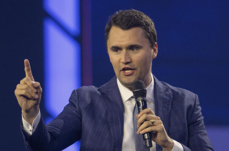 Više državnih službenika u SAD dobilo otkaz zbog kritika na račun Čarlija Kirka