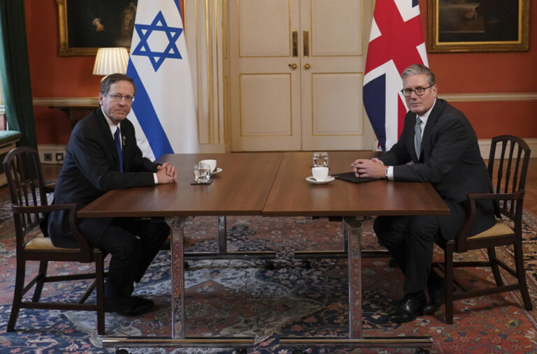 Britanci i Izraelci na „ratnoj nozi“; Žestok sukob Starmera i Hercoga