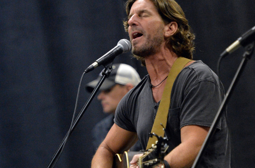 Poznati muzičar poginuo u avionskoj nesreći