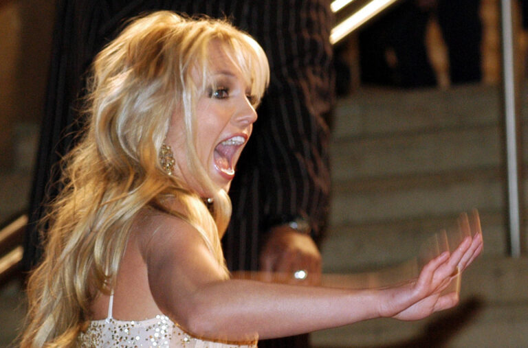 Povrijedila se Britni Spirs: Fanovi naslutili nesreću VIDEO