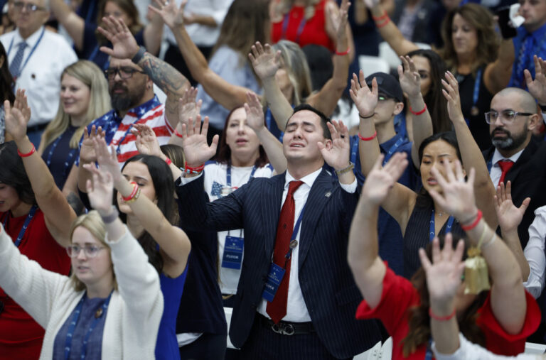 Održana komemoracija za Čarlija Kirka: Pun stadion; „Ovo je spašavanje zapadne civilizacije“