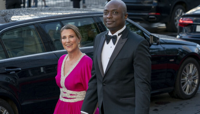 Princeza optužila kraljevski dvor i narod za rasizam: „Sramota ste. Užasno je“ FOTO