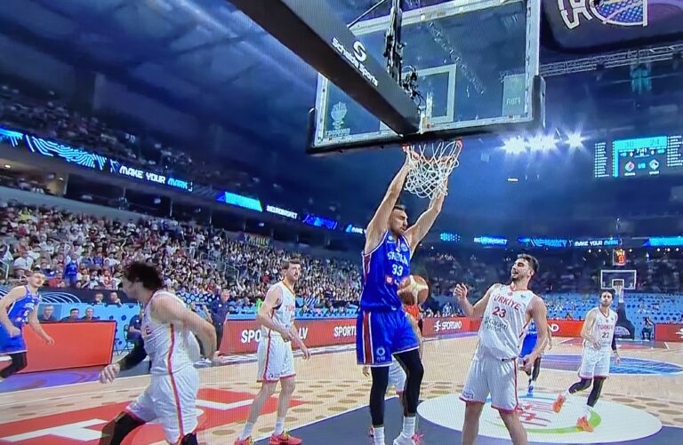 Turska savladala Srbiju: Jedan Jokić malo, Šengun odličan