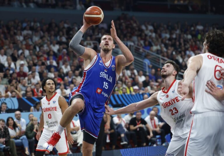 Španski „As“ naveo razloge debakla Srbije na Evrobasketu: Toksičan odnos…