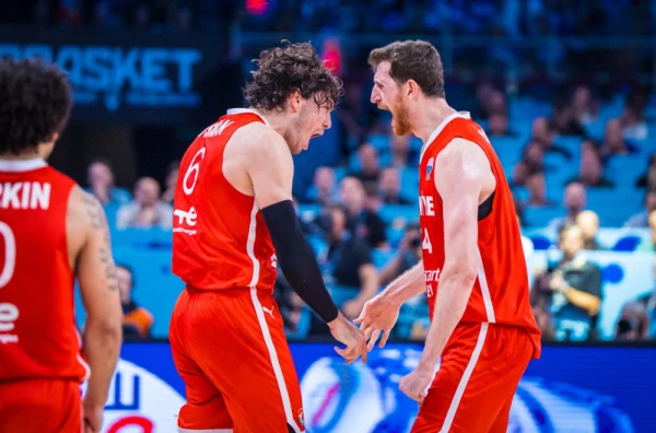 Turska u finalu: Grčka ponižena!