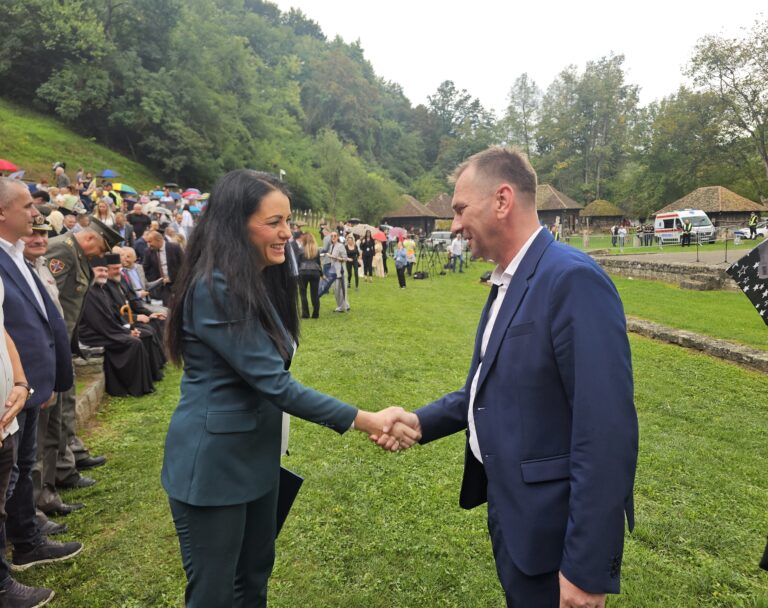 Vuk Karadžić i Filip Višnjić su naš most: Ugljevik i Loznica pišu zajedničku priču