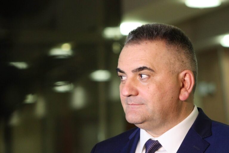 Savo Minić: Nudio sam ministarstvo Luki Petroviću, nije prihvatio