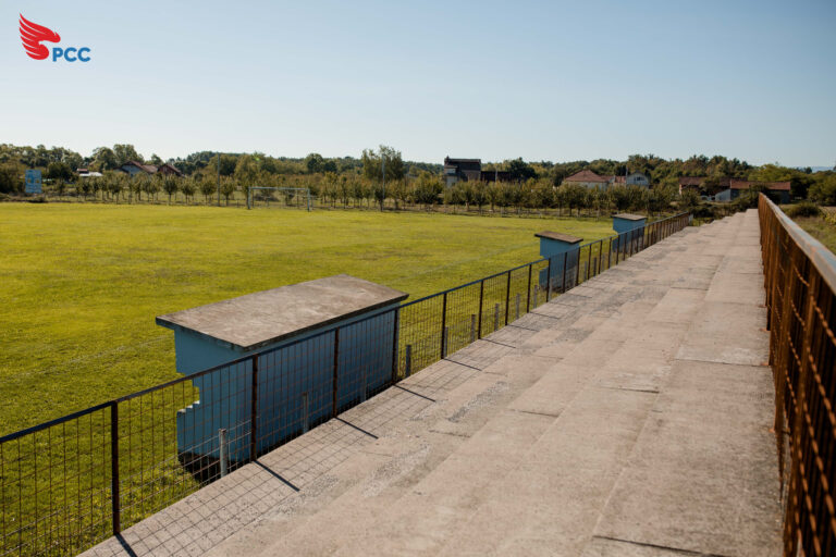 RSS i Slavenko Ristić ispunili obećanje – izgrađena ograda oko sportskih tribina u Pučilama FOTO