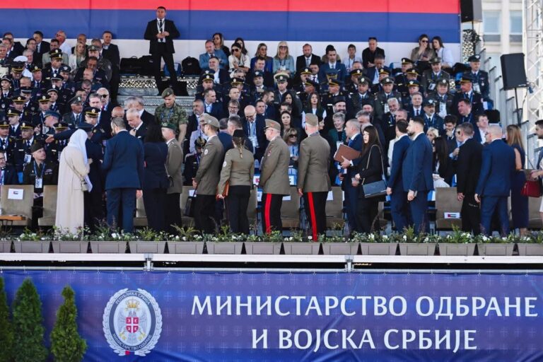 Vojnoj paradi u Beogradu prisustvuju Dodik, Cvijanović i Stevandić