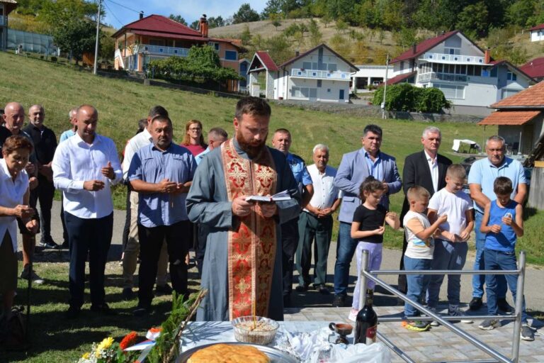 Služen parastos poginulim borcima sela Mirosavci