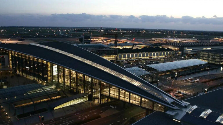 Aerodrom u Danskoj zatvoren zbog dronova; Svi letovi obustavljeni