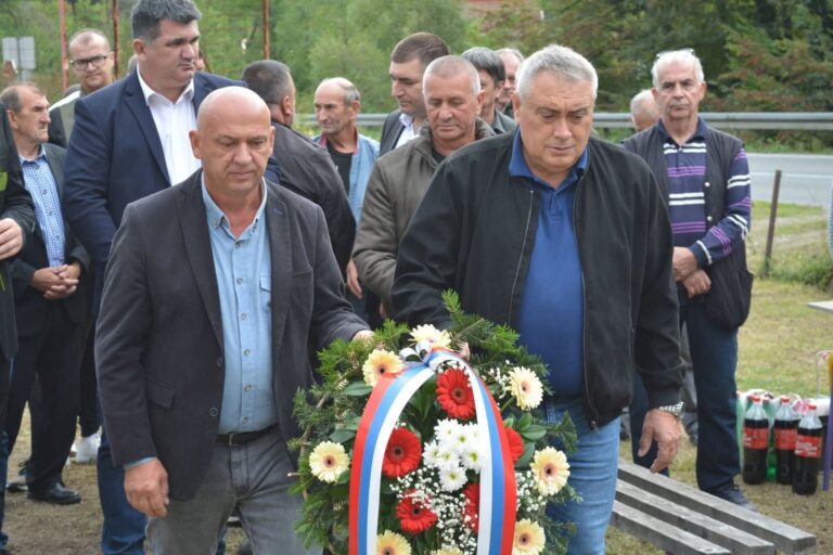 Parastos za poginule borce sela Podgora