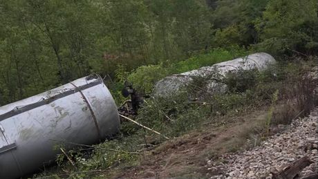 Pored puta 110.000 litara dizela, vatrogasci cijelu noć dežurali: Ovo je stanje u Kosjeriću jutro posle nezgode