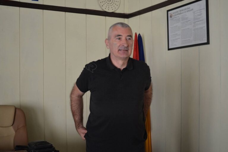 Lopare: Predavanje o gašenju požara na električnim vozilima i solarnim panelima